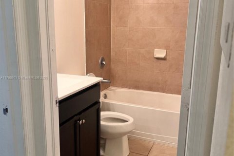 Condominio en venta en Homestead, Florida, 3 dormitorios, 123.1 m2 № 1863694 - foto 12