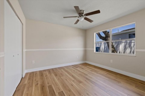 House in Spring Hill, Florida 3 bedrooms, 162.21 sq.m. № 2294864 - photo 29