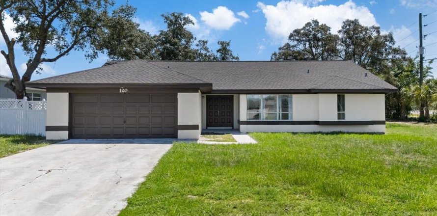 House in Spring Hill, Florida 3 bedrooms, 162.21 sq.m. № 2294864