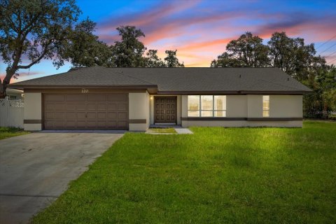 House in Spring Hill, Florida 3 bedrooms, 162.21 sq.m. № 2294864 - photo 4
