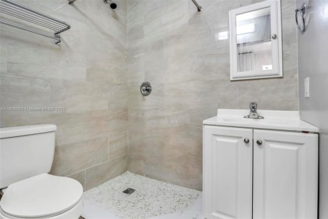 Casa en venta en Homestead, Florida, 4 dormitorios, 217.48 m2 № 2016318 - foto 30