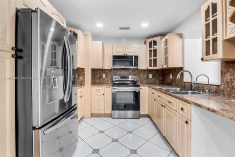 Casa en venta en Homestead, Florida, 4 dormitorios, 217.48 m2 № 2016318 - foto 8