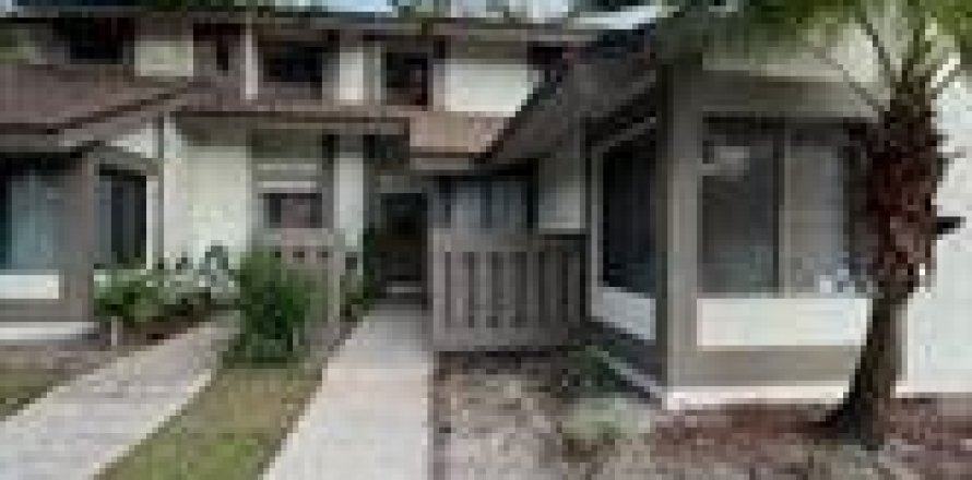 Townhouse in Plantation, Florida 2 bedrooms, 126.35 sq.m. № 1172294