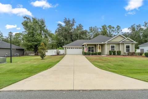 House in Alachua, Florida 4 bedrooms, 141.68 sq.m. № 2400130 - photo 2