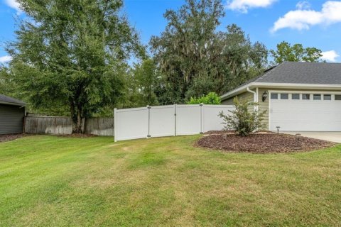 House in Alachua, Florida 4 bedrooms, 141.68 sq.m. № 2400130 - photo 11