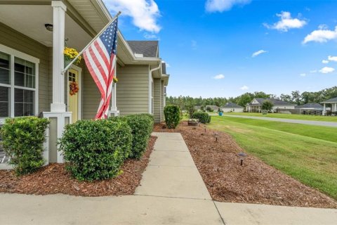 House in Alachua, Florida 4 bedrooms, 141.68 sq.m. № 2400130 - photo 8