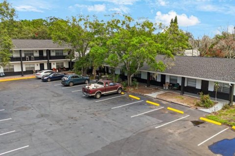 Commercial property in Clearwater, Florida 1118.17 sq.m. № 2113456