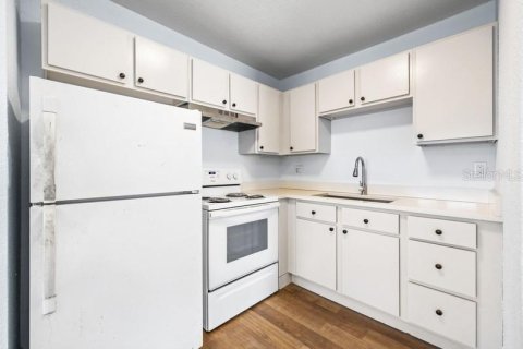 Immobilier commercial à vendre à Clearwater, Floride: 1118.17 m2 № 2113456 - photo 6