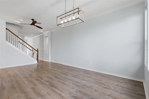 Townhouse in Tampa, Florida 4 bedrooms, 235.97 sq.m. № 2350207 - photo 15