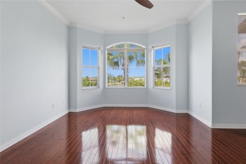 Townhouse in Tampa, Florida 4 bedrooms, 235.97 sq.m. № 2350207 - photo 24