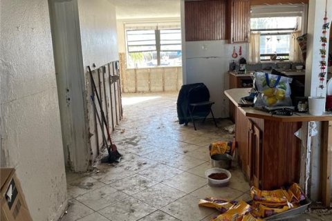 House in Hernando Beach, Florida 3 bedrooms, 140.47 sq.m. № 1634874 - photo 8