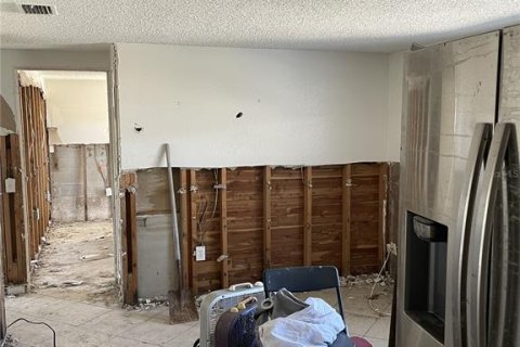 House in Hernando Beach, Florida 3 bedrooms, 140.47 sq.m. № 1634874 - photo 5
