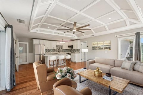 Villa ou maison à vendre à North Port, Floride: 4 chambres, 178.84 m2 № 2097390 - photo 17