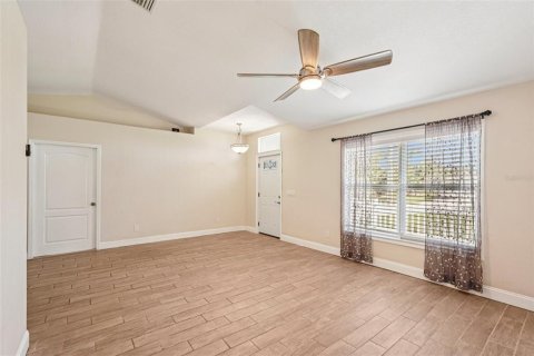 Villa ou maison à vendre à North Port, Floride: 4 chambres, 178.84 m2 № 2097390 - photo 3