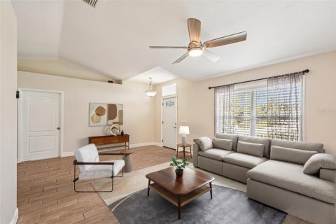 Villa ou maison à vendre à North Port, Floride: 4 chambres, 178.84 m2 № 2097390 - photo 2