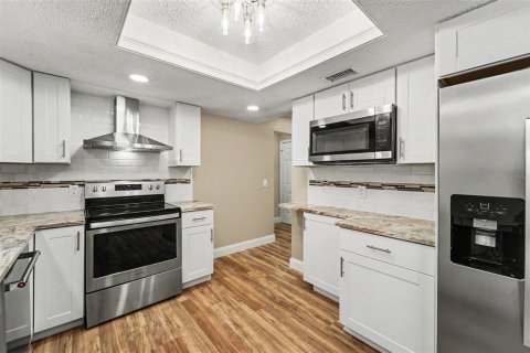 Villa ou maison à vendre à Spring Hill, Floride: 3 chambres, 163.14 m2 № 2289615 - photo 4