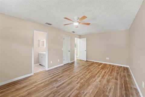 Villa ou maison à vendre à Spring Hill, Floride: 3 chambres, 163.14 m2 № 2289615 - photo 15