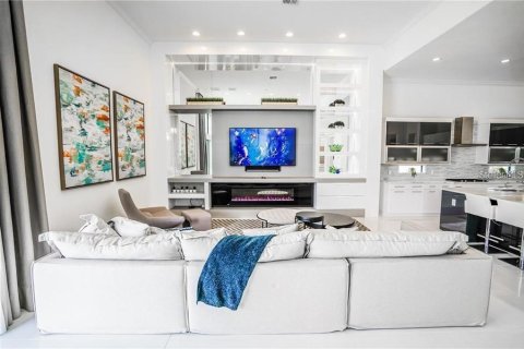 Casa en alquiler en Windermere, Florida, 6 dormitorios, 639.26 m2 № 1795509 - foto 14