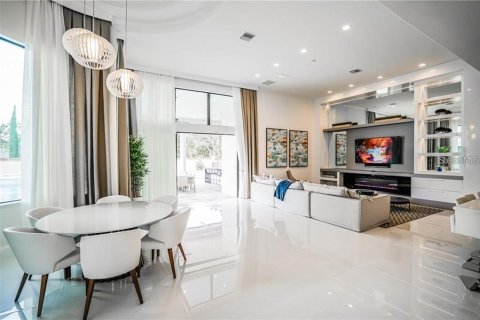 Casa en alquiler en Windermere, Florida, 6 dormitorios, 639.26 m2 № 1795509 - foto 11