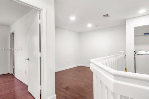 Touwnhouse à vendre à Miramar, Floride: 3 chambres, 135.82 m2 № 1958751 - photo 15