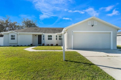 Casa en alquiler en Kissimmee, Florida, 3 dormitorios, 139.73 m2 № 1910324 - foto 2