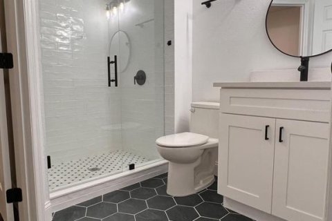 Casa en alquiler en Kissimmee, Florida, 3 dormitorios, 139.73 m2 № 1910324 - foto 12