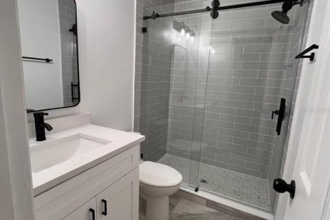 Casa en alquiler en Kissimmee, Florida, 3 dormitorios, 139.73 m2 № 1910324 - foto 21