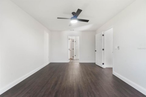 Casa en alquiler en Kissimmee, Florida, 3 dormitorios, 139.73 m2 № 1910324 - foto 15