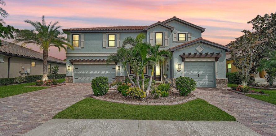Casa en Venice, Florida 5 dormitorios, 308.25 m2 № 2291270
