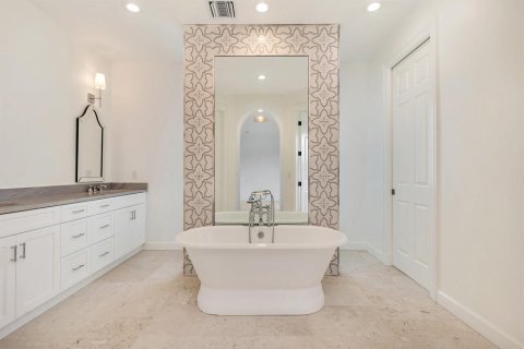 House in West Palm Beach, Florida 4 bedrooms, 257.8 sq.m. № 2392658 - photo 28