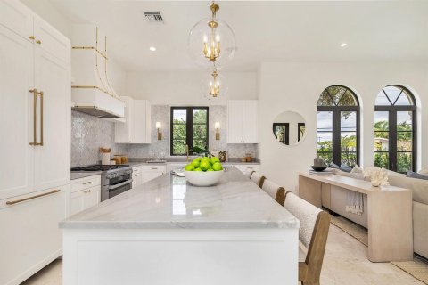 House in West Palm Beach, Florida 4 bedrooms, 257.8 sq.m. № 2392658 - photo 15