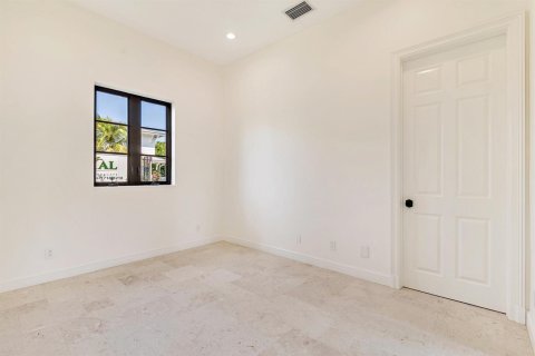 House in West Palm Beach, Florida 4 bedrooms, 257.8 sq.m. № 2392658 - photo 22
