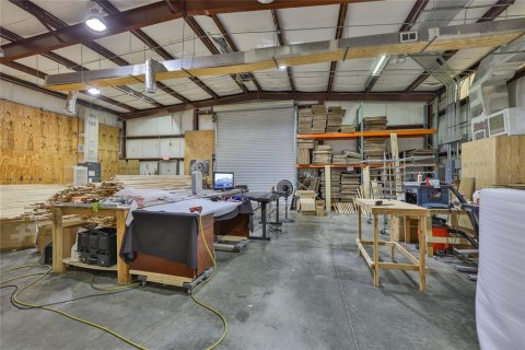 Commercial property in Odessa, Florida 464.51 sq.m. № 1815689 - photo 19