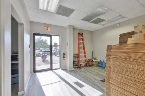 Commercial property in Odessa, Florida 464.51 sq.m. № 1815689 - photo 25
