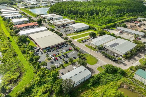 Commercial property in Odessa, Florida 464.51 sq.m. № 1815689 - photo 11