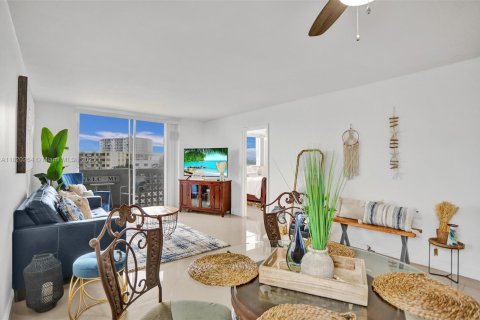 Condominio en venta en Miami Beach, Florida, 1 dormitorio, 80.36 m2 № 1779164 - foto 7