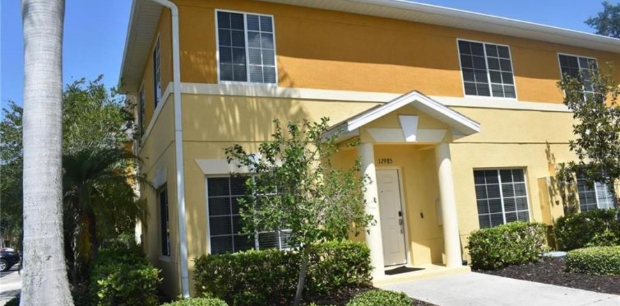 Touwnhouse à Venice, Floride 3 chambres, 120.96 m2 № 2096577