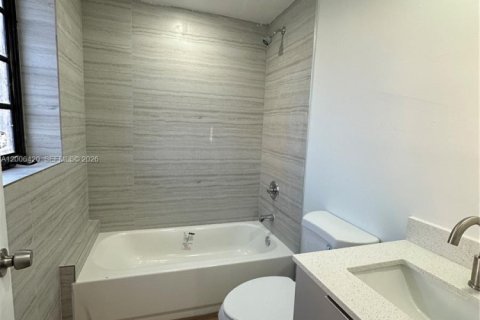 Copropriété à louer à Miami Beach, Floride: 28.06 m2 № 2170724 - photo 6