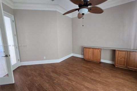 House in Port Charlotte, Florida 3 bedrooms № 2001667 - photo 7