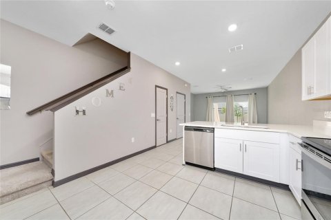 Touwnhouse à louer à Kissimmee, Floride: 2 chambres, 110.27 m2 № 2111755 - photo 11