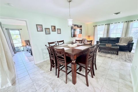 House in Port Charlotte, Florida 2 bedrooms, 132.76 sq.m. № 1851232 - photo 19