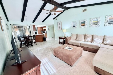 House in Port Charlotte, Florida 2 bedrooms, 132.76 sq.m. № 1851232 - photo 30