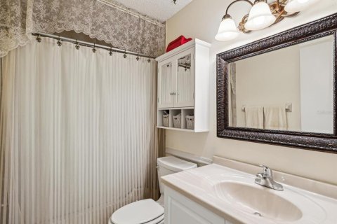 House in New Port Richey, Florida 2 bedrooms, 139.54 sq.m. № 1637585 - photo 27