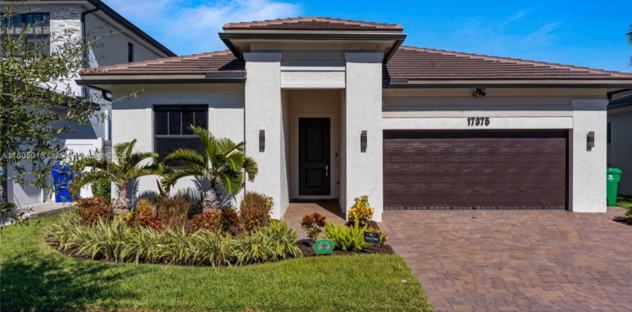House in Miramar, Florida 4 bedrooms, 211.26 sq.m. № 1727856