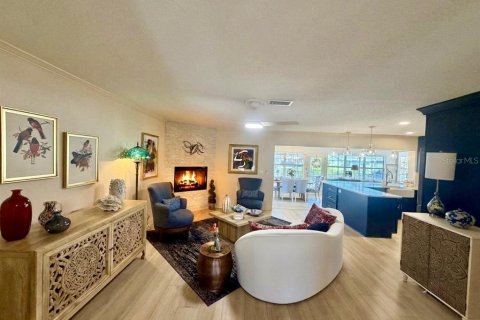 House in Apollo Beach, Florida 3 bedrooms, 172.24 sq.m. № 2317502 - photo 9