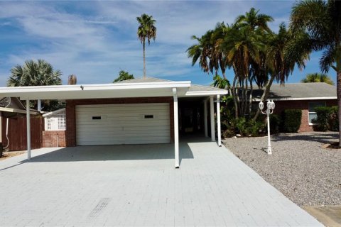 Villa ou maison à Apollo Beach, Floride 3 chambres, 172.24 m2 № 2317502