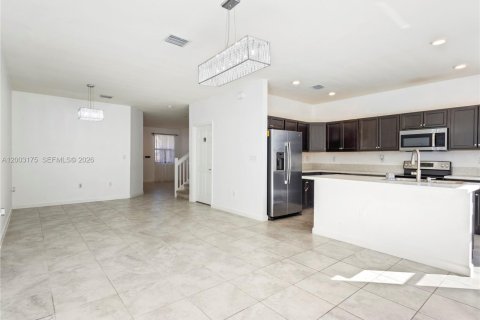 Touwnhouse à vendre à Homestead, Floride: 3 chambres, 169.92 m2 № 2066544 - photo 13