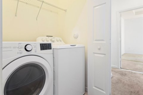 Touwnhouse à vendre à Homestead, Floride: 3 chambres, 169.92 m2 № 2066544 - photo 24