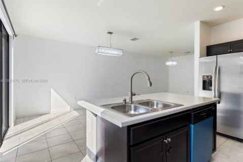 Touwnhouse à vendre à Homestead, Floride: 3 chambres, 169.92 m2 № 2066544 - photo 11