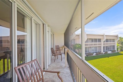 Condo in Punta Gorda, Florida, 2 bedrooms  № 1744376 - photo 20